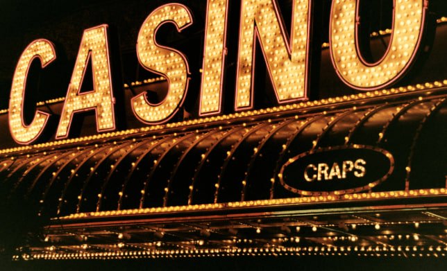 Tampilan Real Dealer Live Casino di tamarabet